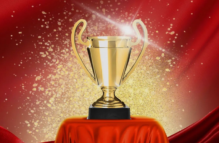 迅鐳激光董事長獲“優(yōu)秀共產(chǎn)黨員”及“警風(fēng)警紀(jì)監(jiān)督員”兩項殊榮！