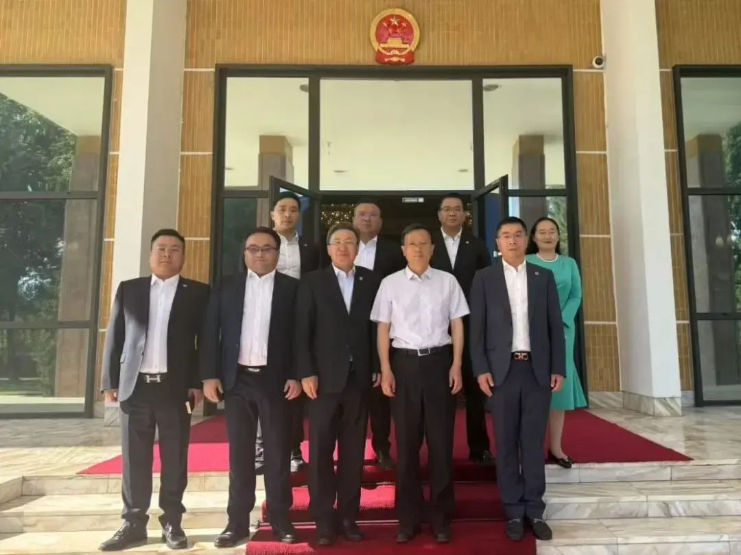 迅鐳激光董事長顏章健率隊赴歐洲進行商務考察(圖7)