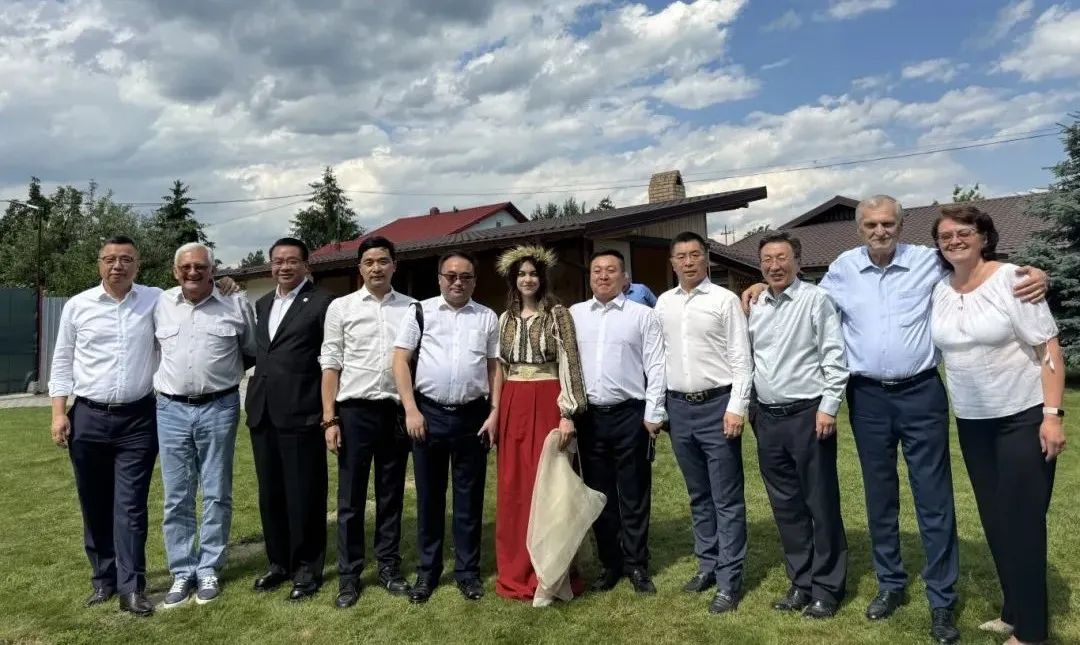 迅鐳激光董事長顏章健率隊(duì)赴歐洲進(jìn)行商務(wù)考察(二)(圖5)